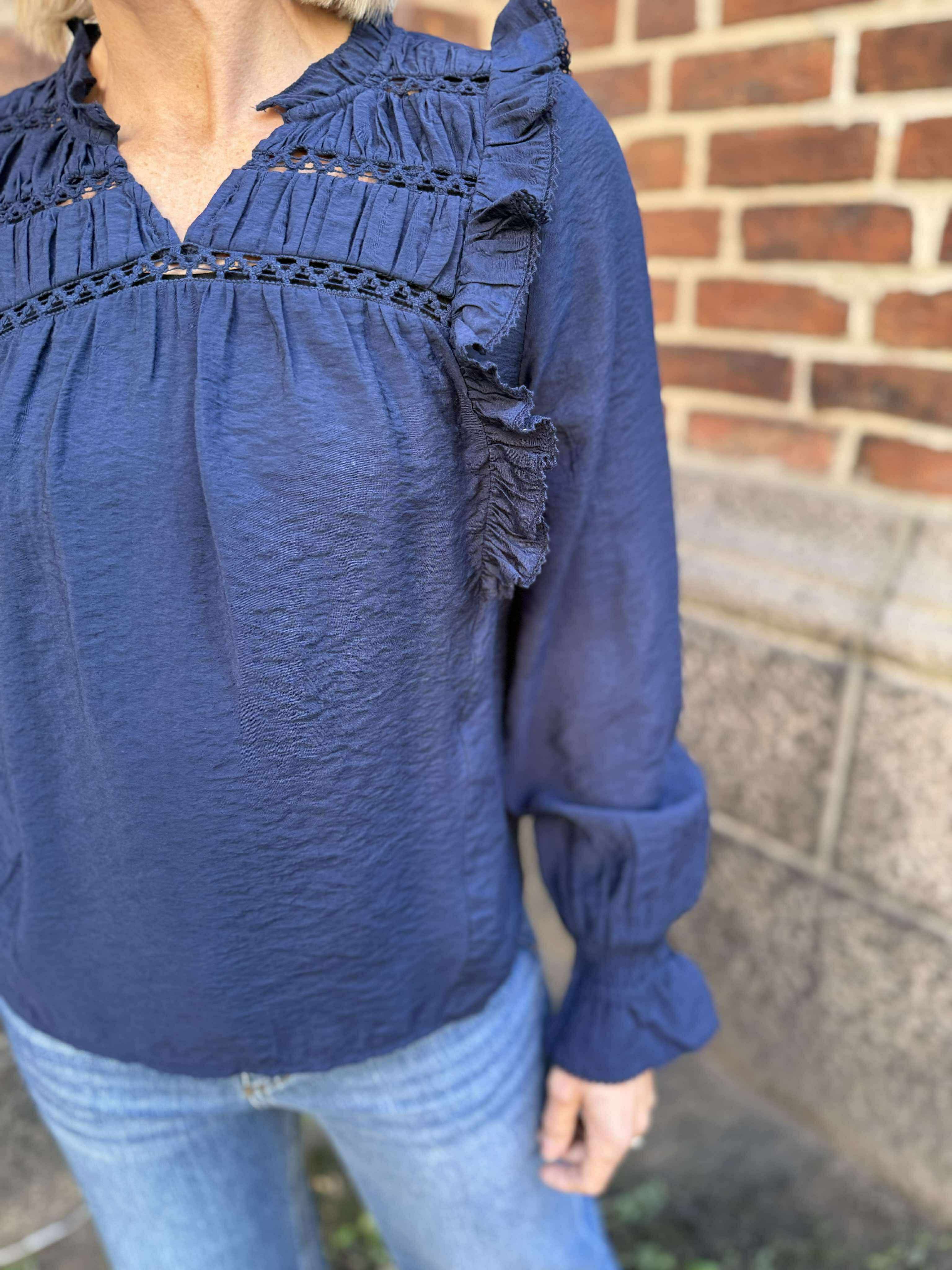 VMELSIE Top - Navy Blazer